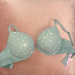 PINK by Victoria’s Secret Wear Everywhere Super Push-Up Bra | 32DD